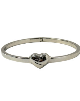 Heart-shaped custom choker